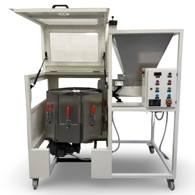 8x25 litre döner numune bölücü açık koruma kabini ve paslanmaz toplama kapları ile önden görünüm