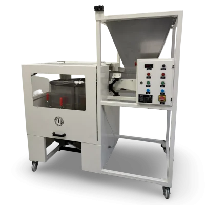 Temsili numune hazırlama için laboratuvar tipi döner numune bölücünün genel görünümü