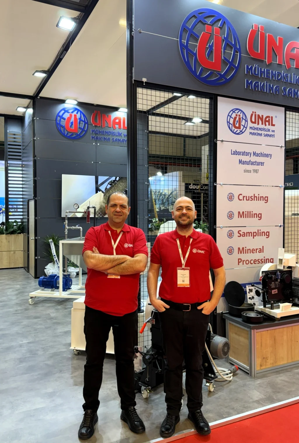 Cihan Ünal & Efecan Ünal. Ünal Mühendislik İzmir Türkiye Firmasından.